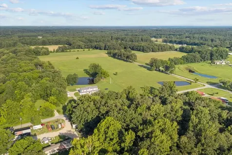 1015 Garners Creek Road Dickson TN 37055