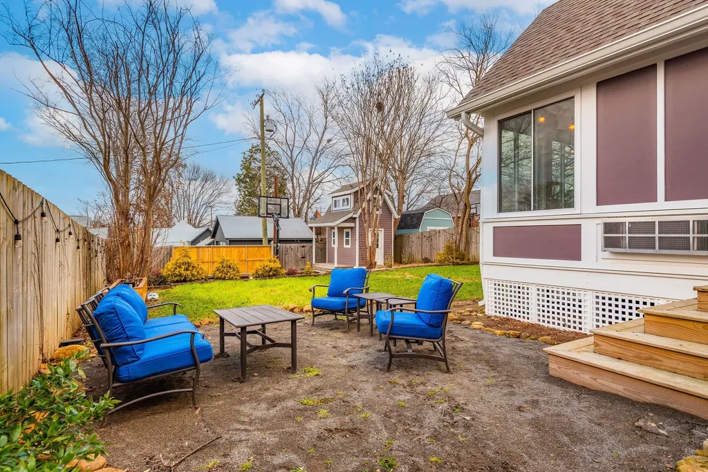 1627 Long Avenue Nashville TN 37206