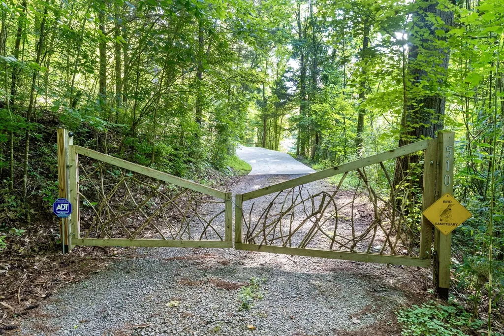 510 Wilson Drive Smithville TN 37166