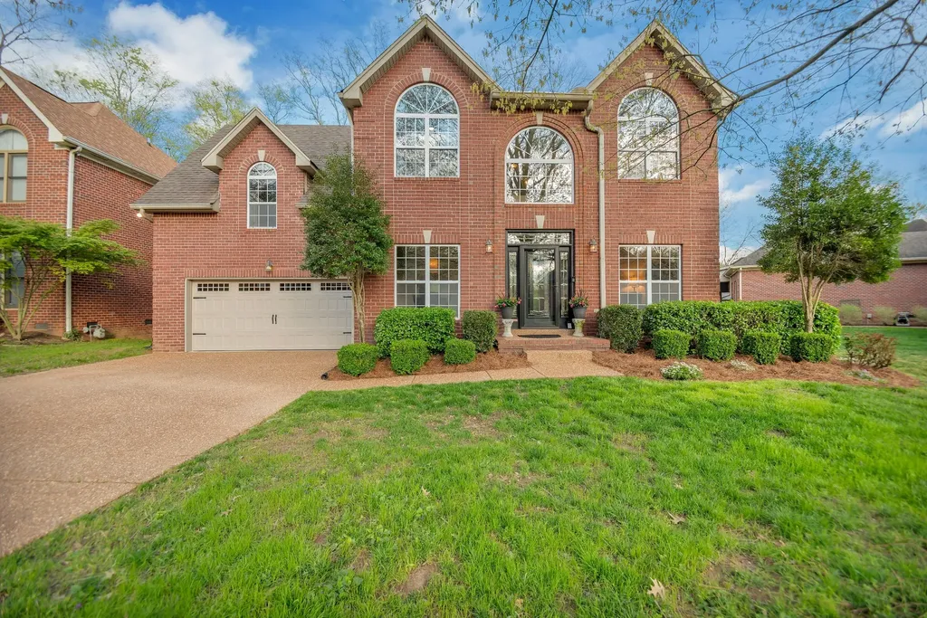 5004 Tulip Grove Lane Hermitage TN 37076