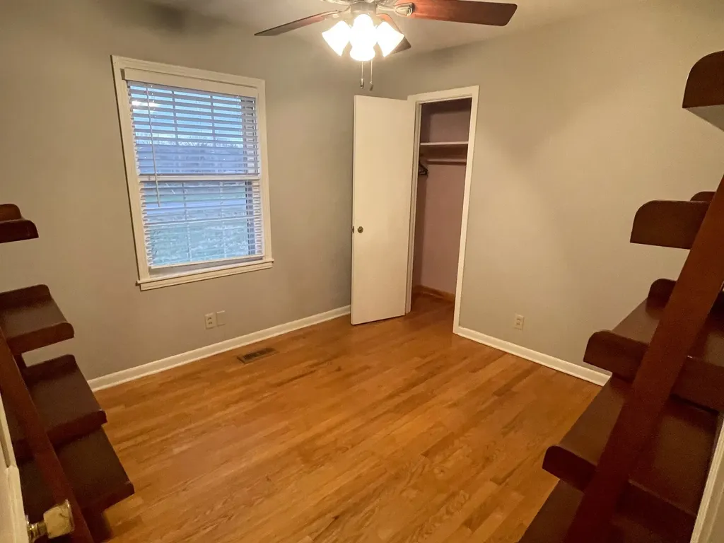 1814 Avon Road Murfreesboro TN 37129