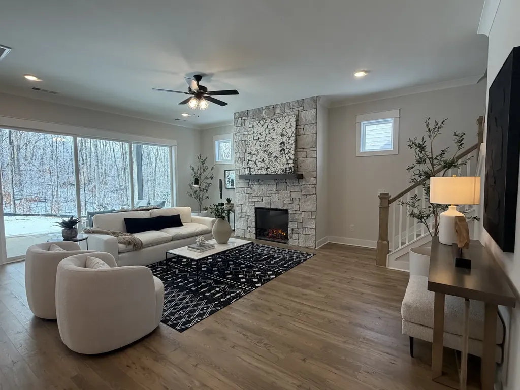 7504 Shoal Mill Point Fairview TN 37062