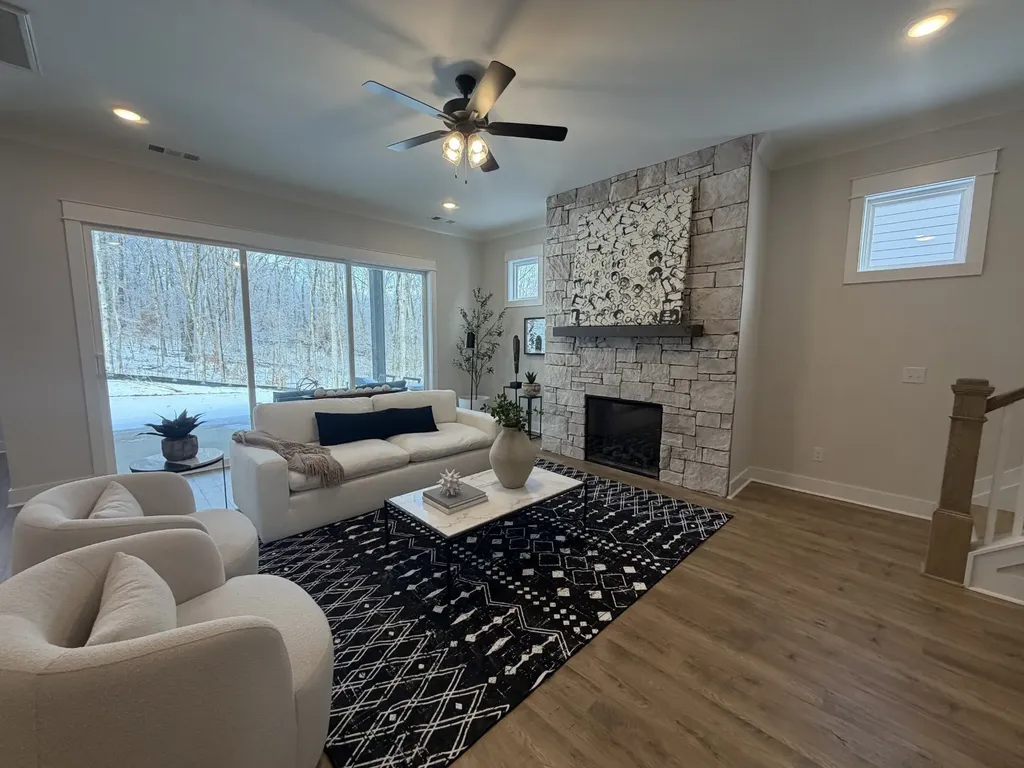 7504 Shoal Mill Point Fairview TN 37062
