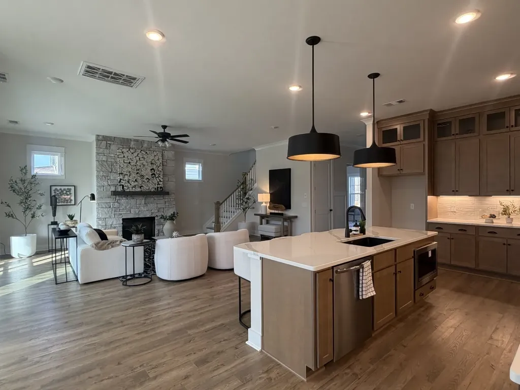 7504 Shoal Mill Point Fairview TN 37062