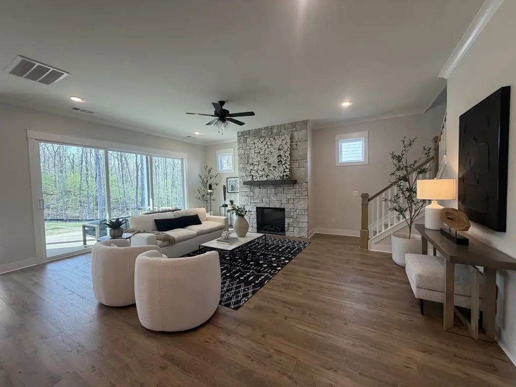 7504 Shoal Mill Point Fairview TN 37062