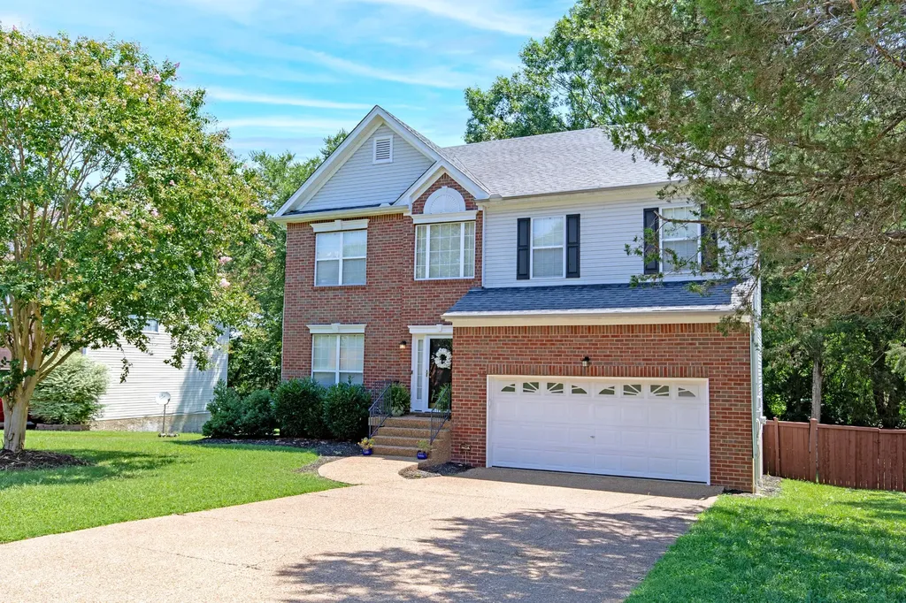 189 E Harbor Hendersonville TN 37075