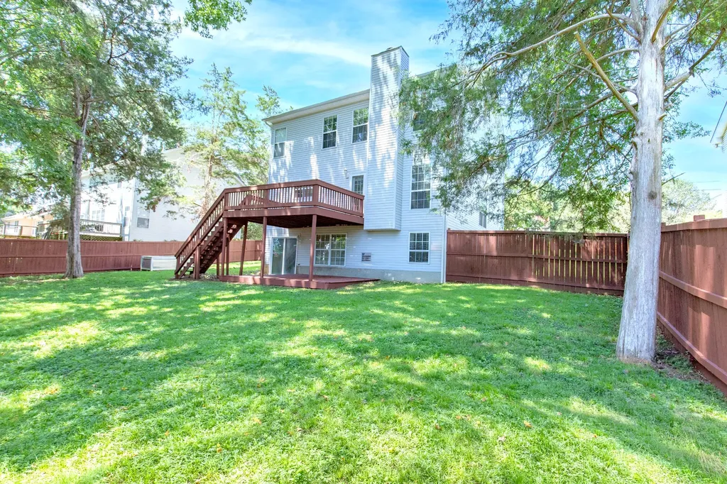 189 E Harbor Hendersonville TN 37075