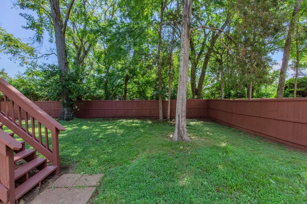189 E Harbor Hendersonville TN 37075