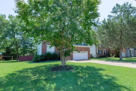 189 E Harbor Hendersonville TN 37075