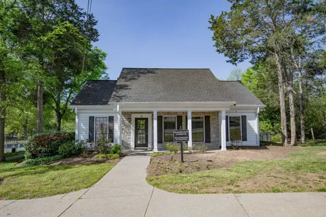 189 E Harbor Hendersonville TN 37075