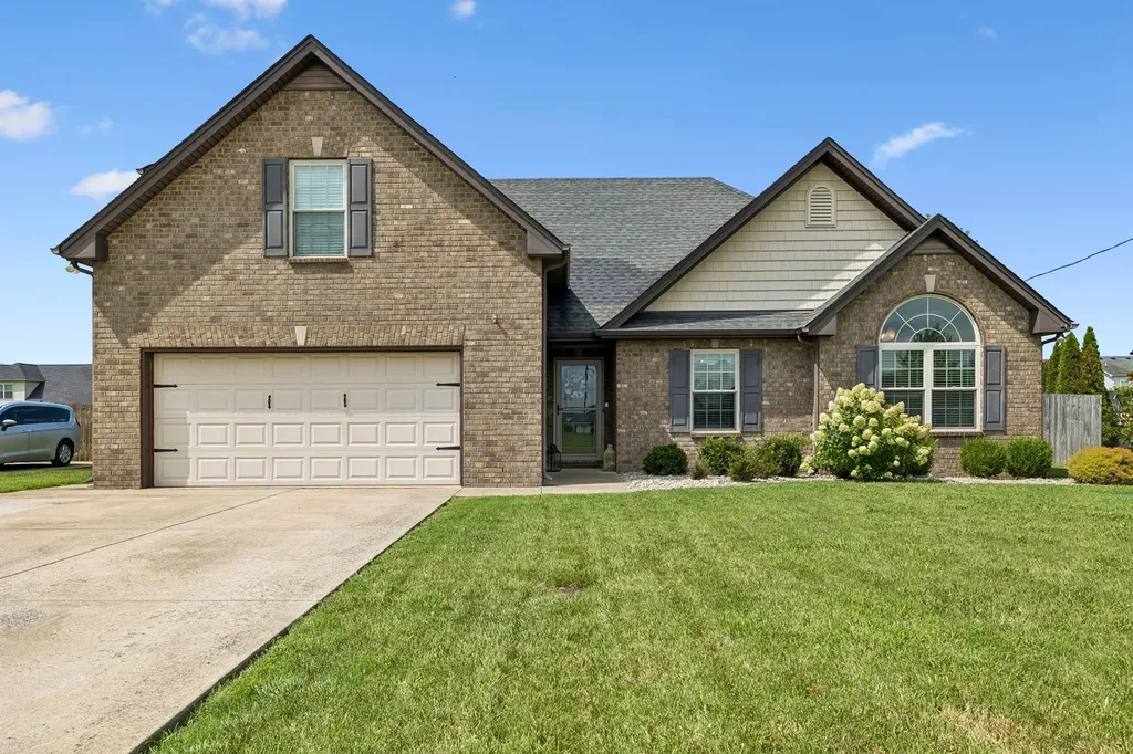 1951 Mural Lane Murfreesboro TN 37127