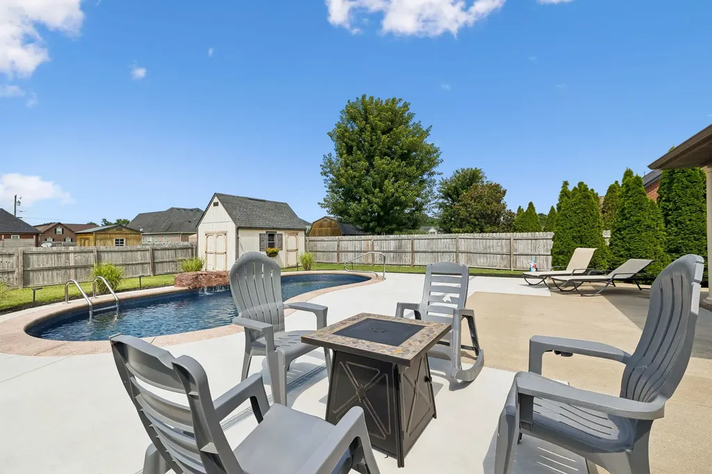 1951 Mural Lane Murfreesboro TN 37127