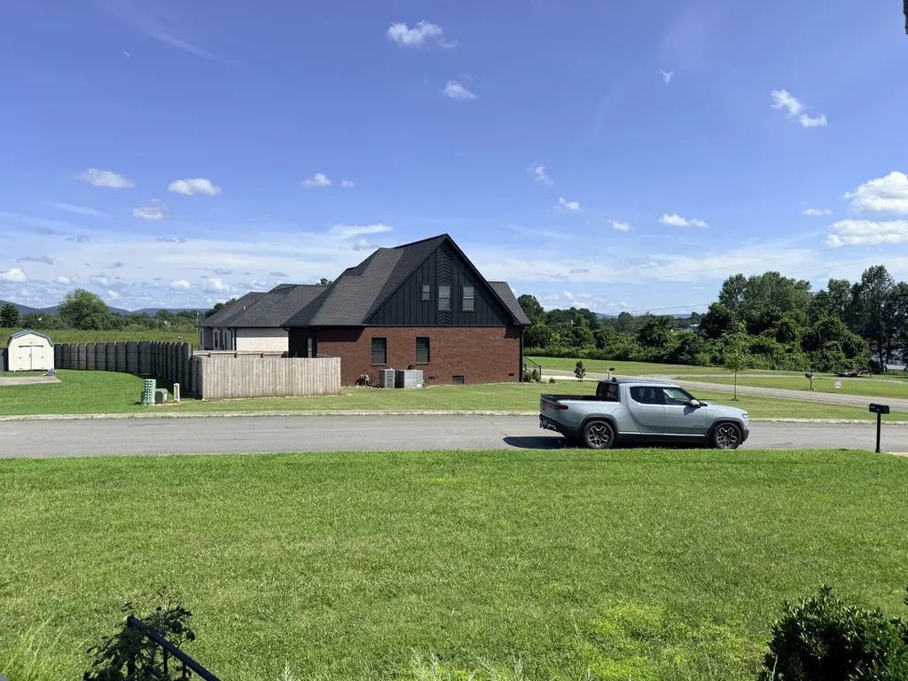 124 Droon Drive Mcminnville TN 37110
