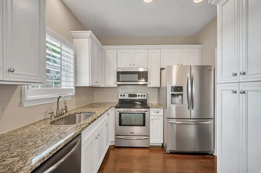 2717 Rosedale Place Nashville TN 37211