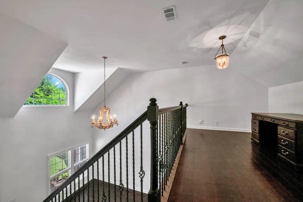 2717 Rosedale Place Nashville TN 37211