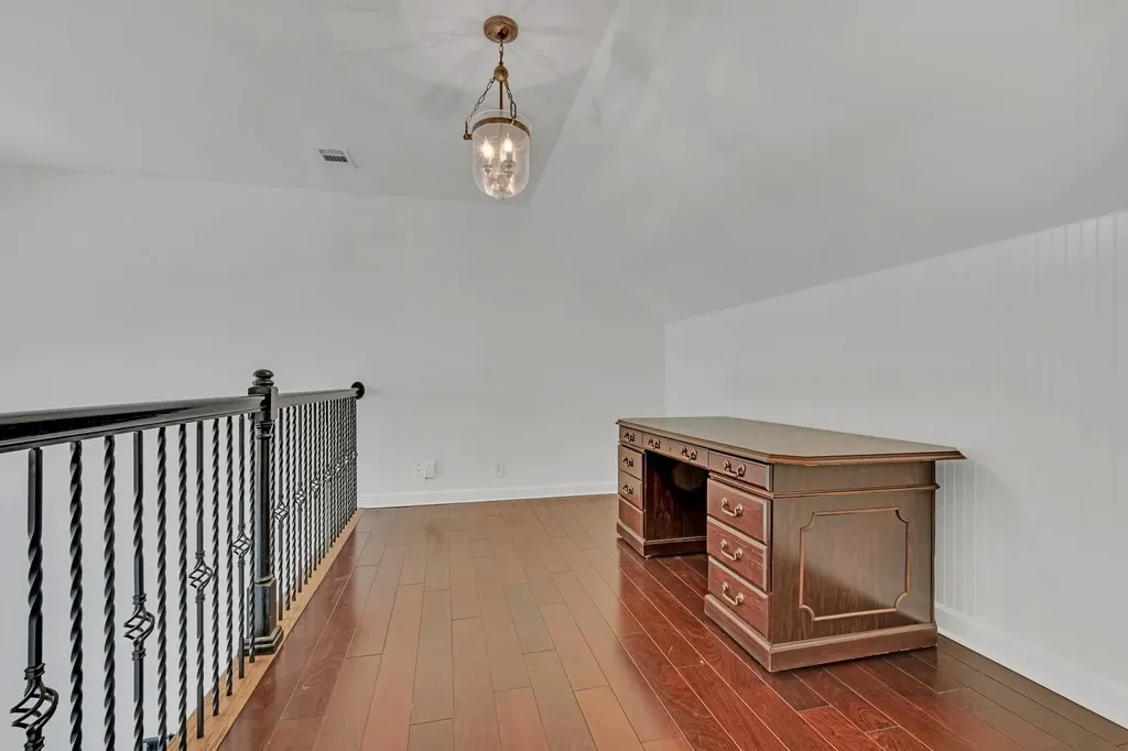 2717 Rosedale Place Nashville TN 37211