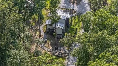 232 Waters Edge Way Tracy City TN 37387