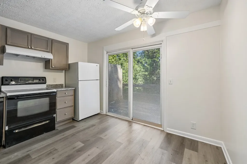 3245 Niagara Drive Nashville TN 37214