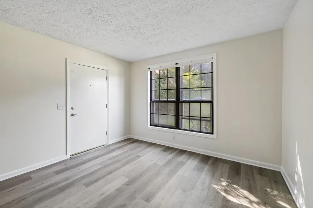 3245 Niagara Drive Nashville TN 37214