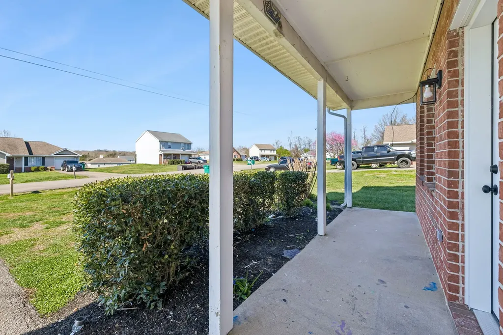 1139 Acorn Drive Lewisburg TN 37091