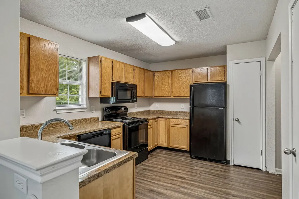 1330 Pine Cone Drive Lewisburg TN 37091