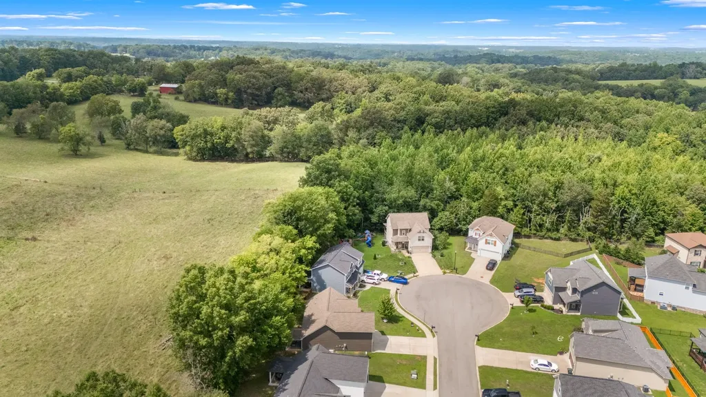 357 Fieldstone Lane Springfield TN 37172