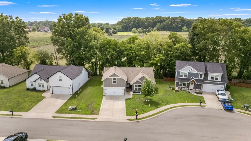357 Fieldstone Lane Springfield TN 37172