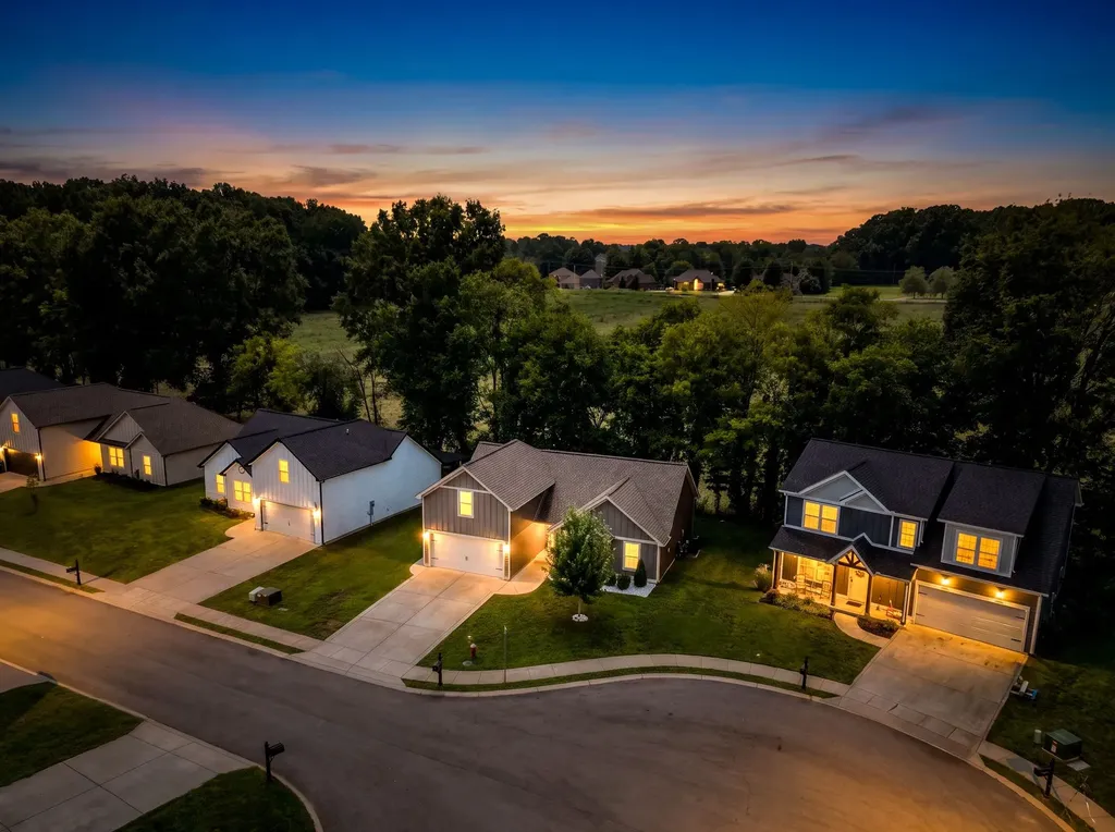 357 Fieldstone Lane Springfield TN 37172