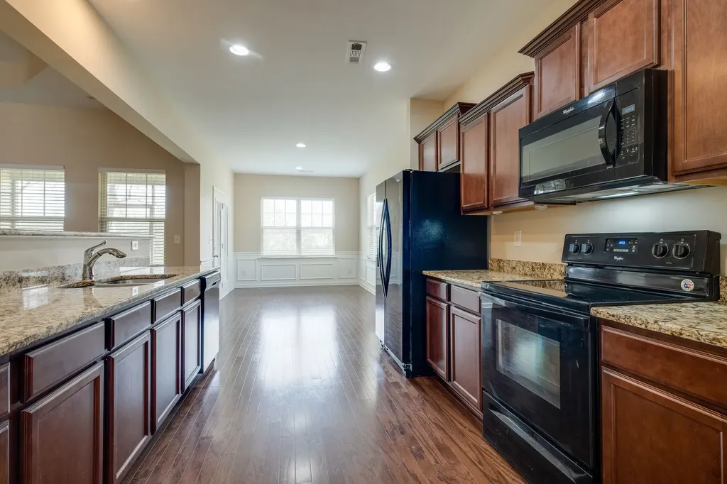 1021 Lindyn Lee Way Gallatin TN 37066