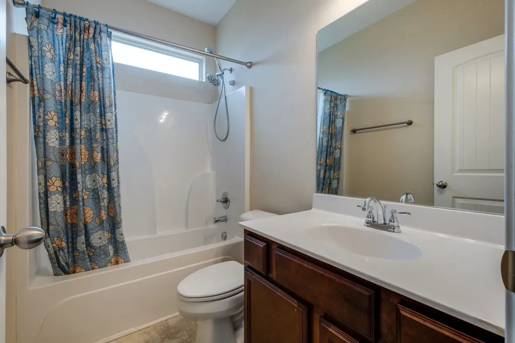 1021 Lindyn Lee Way Gallatin TN 37066