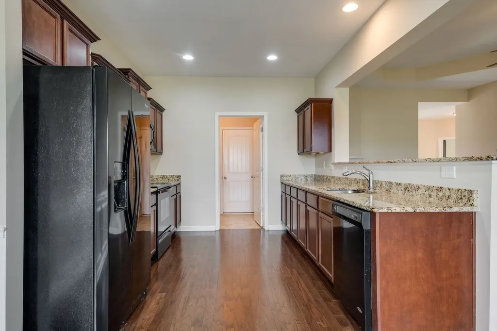 1021 Lindyn Lee Way Gallatin TN 37066