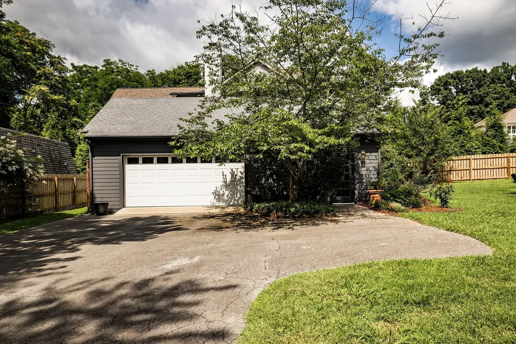 328 11th Ave, N Franklin TN 37064