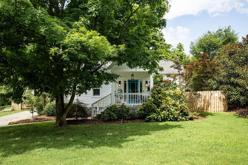 328 11th Ave, N Franklin TN 37064