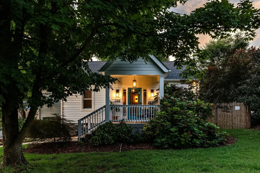 328 11th Ave, N Franklin TN 37064