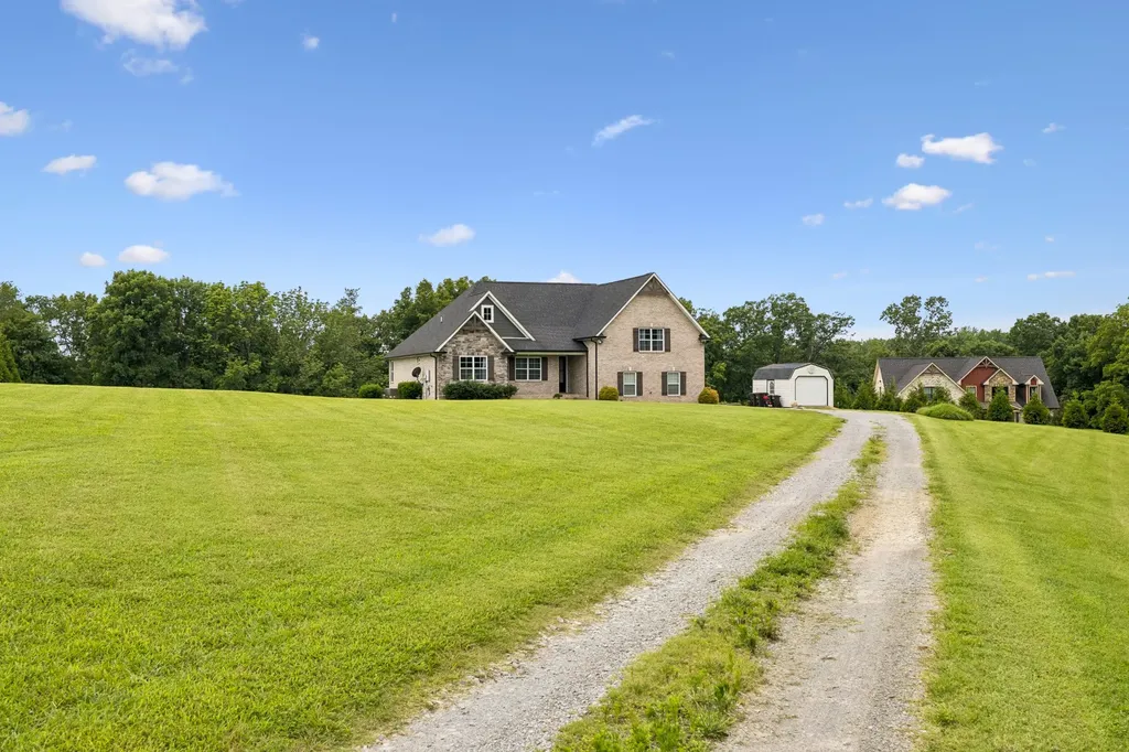 1115 Abagail Way Greenbrier TN 37073