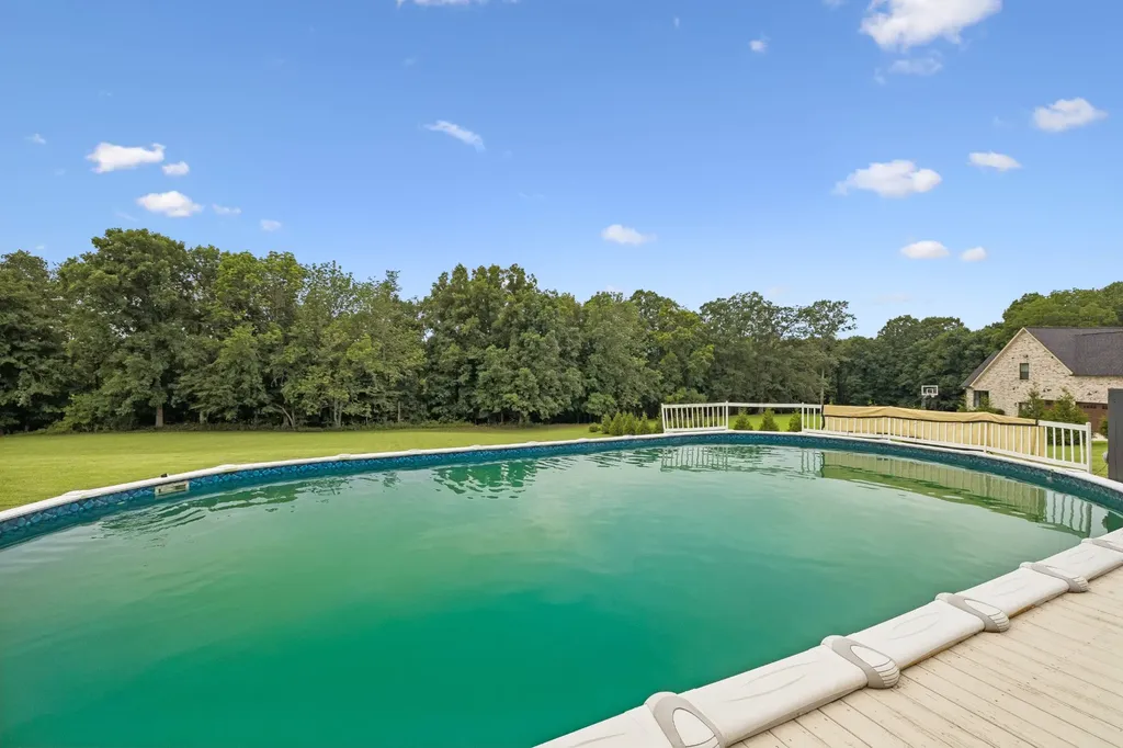 1115 Abagail Way Greenbrier TN 37073