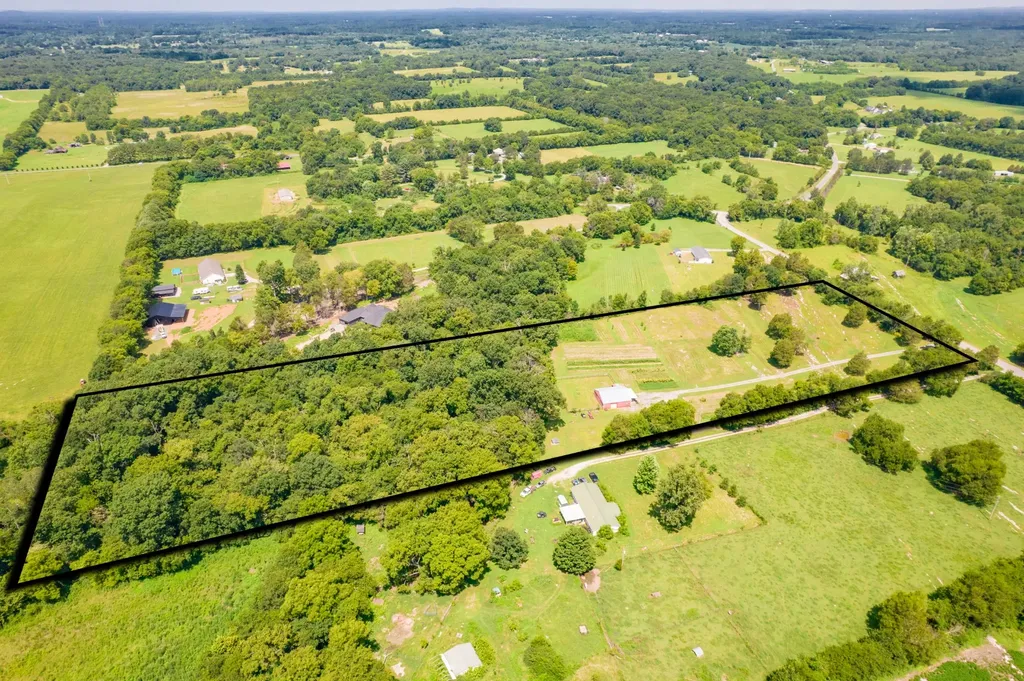 2449 Warner Bridge Road Shelbyville TN 37160