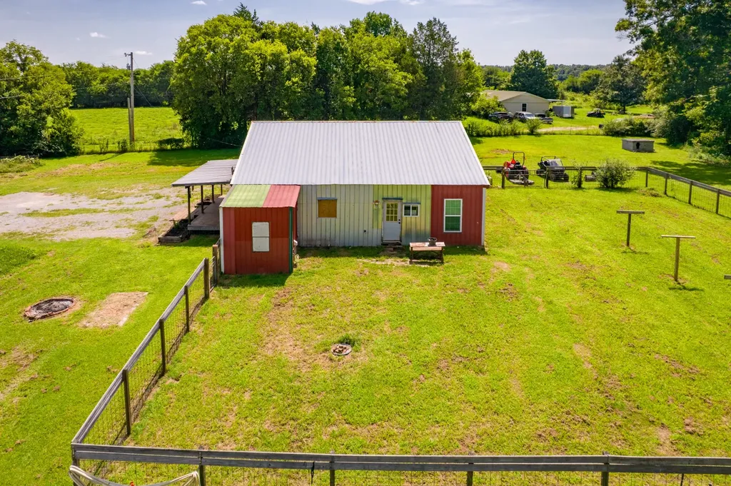 2449 Warner Bridge Road Shelbyville TN 37160