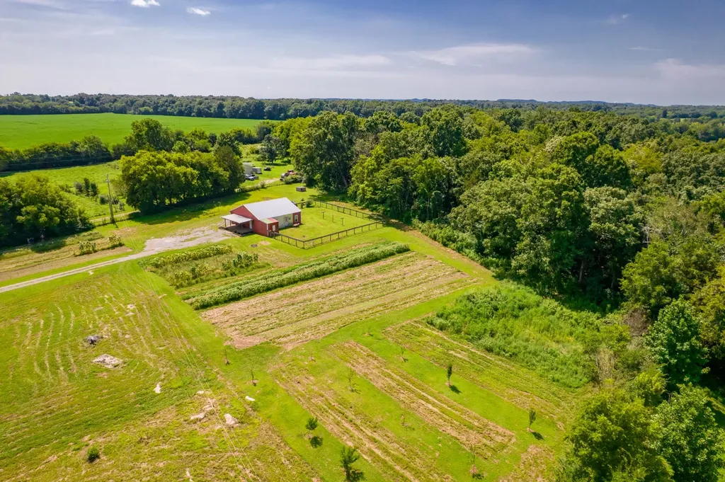 2449 Warner Bridge Road Shelbyville TN 37160