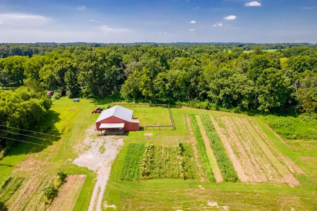2449 Warner Bridge Road Shelbyville TN 37160