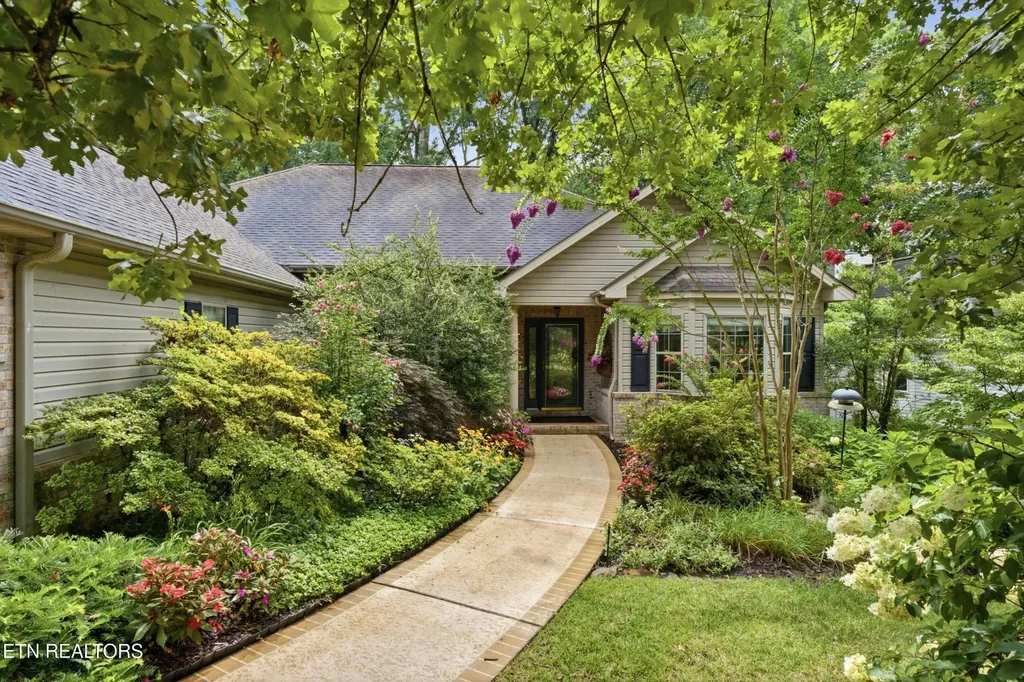 114 Oostanali Way Loudon TN 37774