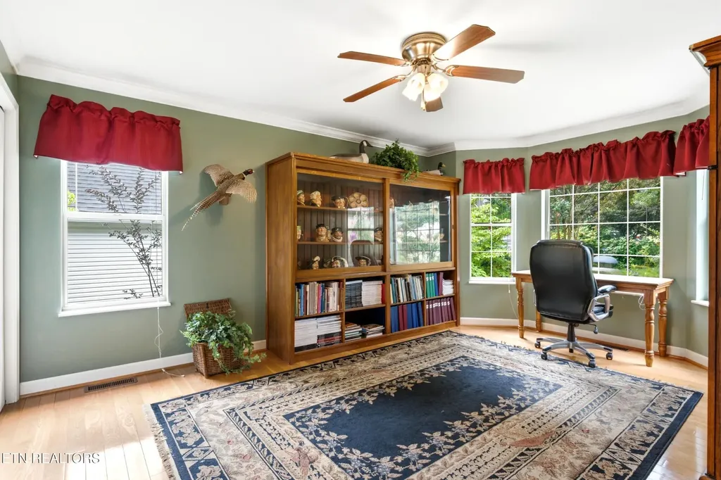 114 Oostanali Way Loudon TN 37774