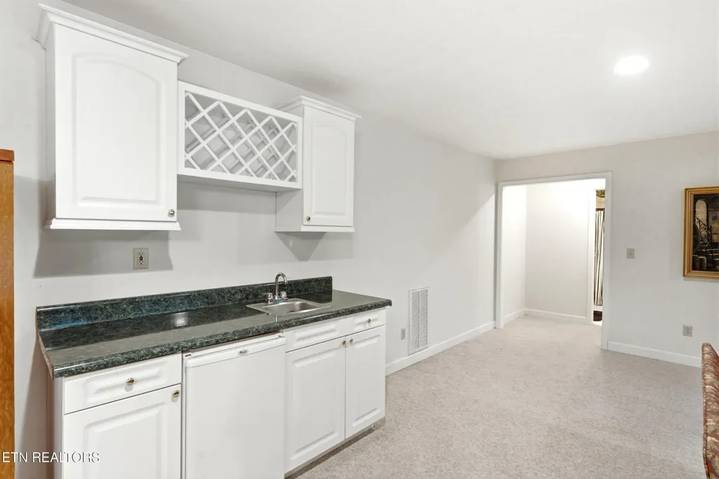 114 Oostanali Way Loudon TN 37774