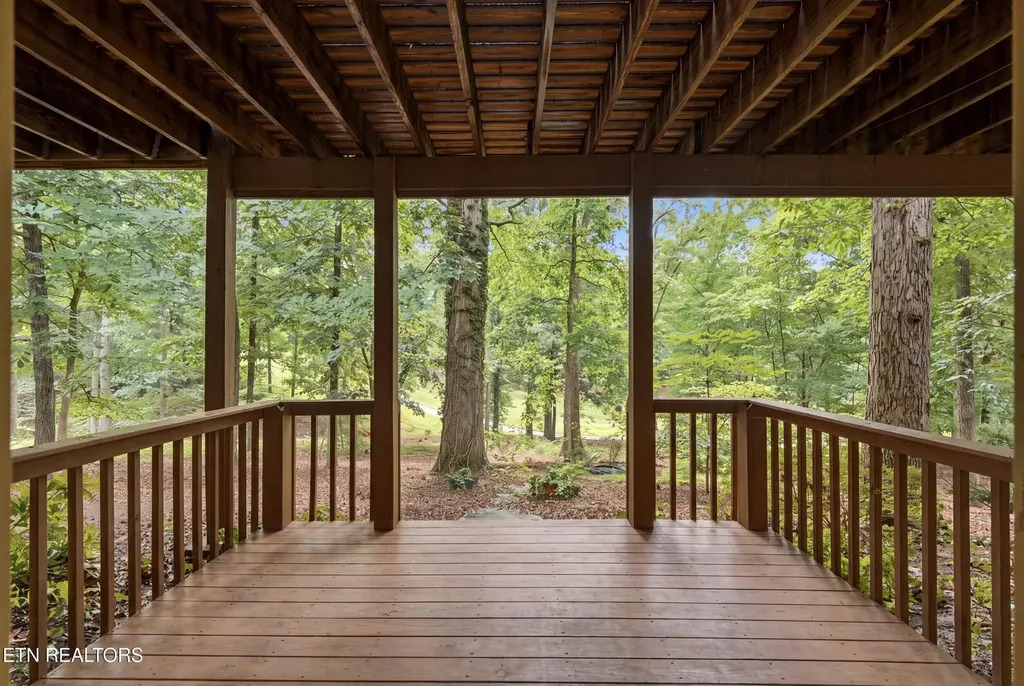114 Oostanali Way Loudon TN 37774
