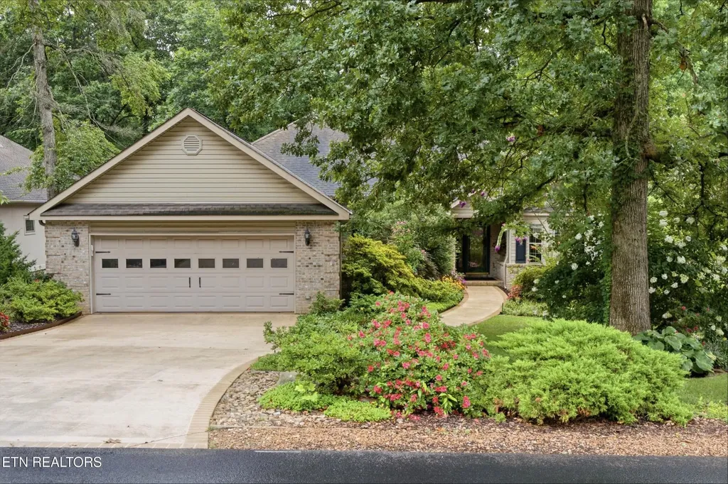 114 Oostanali Way Loudon TN 37774