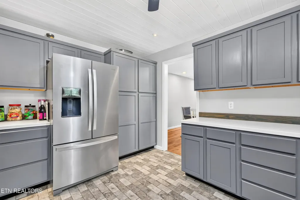 3754 Shady Oak Circle Cookeville TN 38501