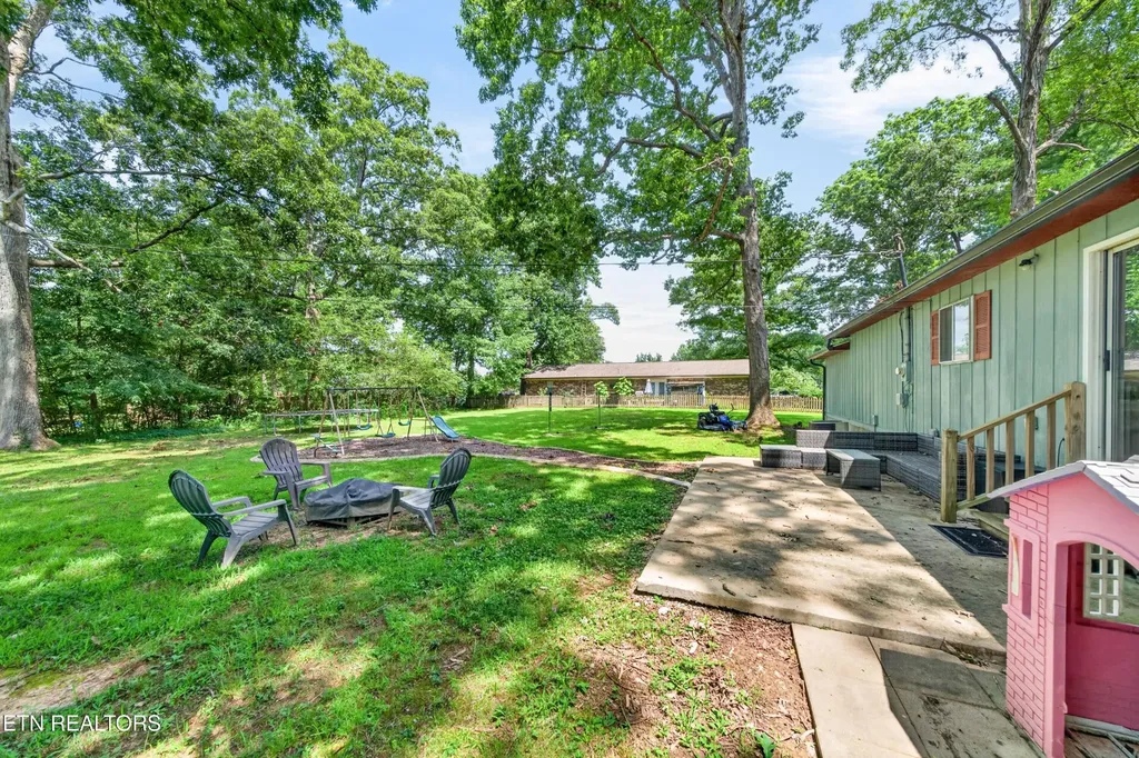 3754 Shady Oak Circle Cookeville TN 38501