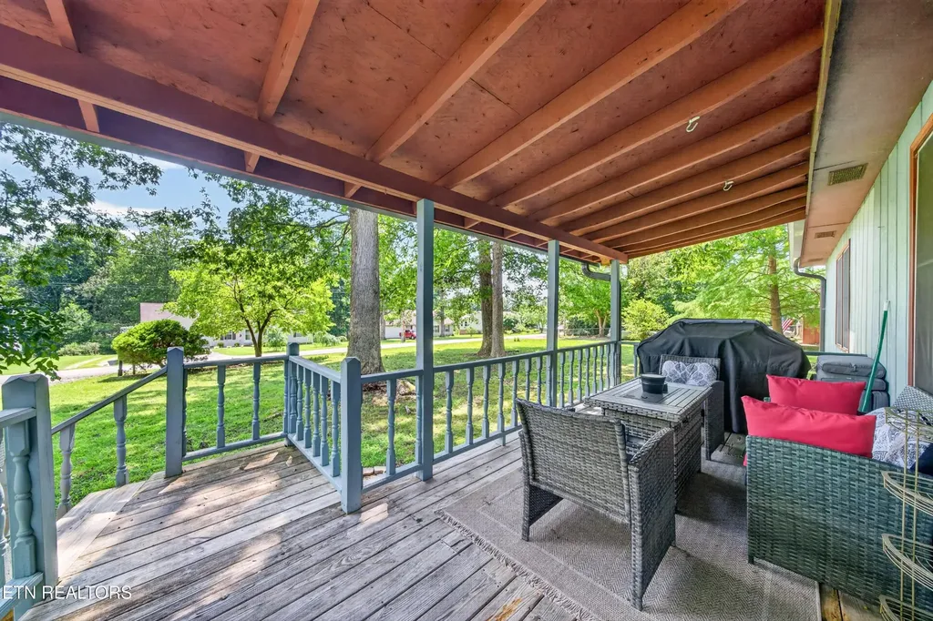3754 Shady Oak Circle Cookeville TN 38501