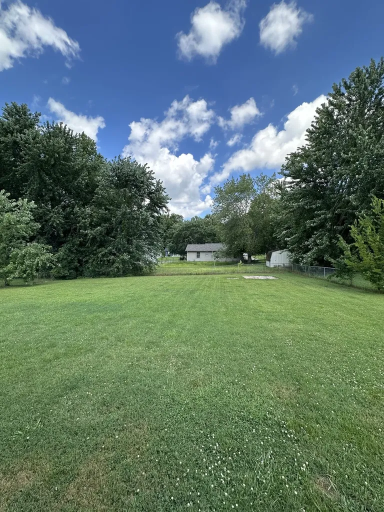 587 Anita Drive Clarksville TN 37042