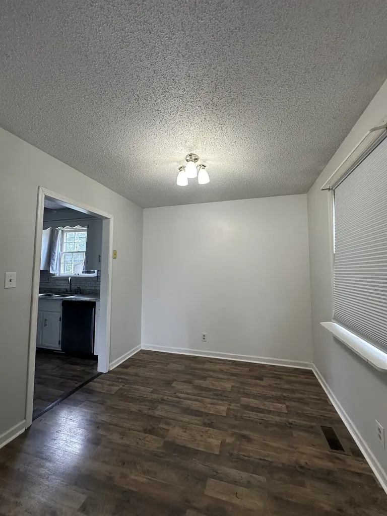 587 Anita Drive Clarksville TN 37042